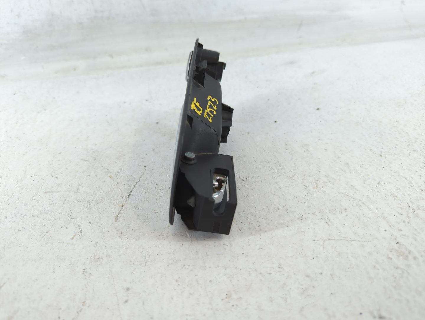 2005-2010 Pontiac G6 Passenger Front Right Door Handle Exterior Assembly 700852 - Oemusedautoparts1.com