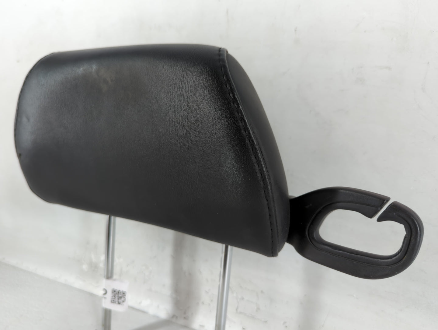 2007-2009 Pontiac G6 Headrest Head Rest Front Driver Passenger Seat Fits Fits 2007 2008 2009 OEM Used Auto Parts - Oemusedau