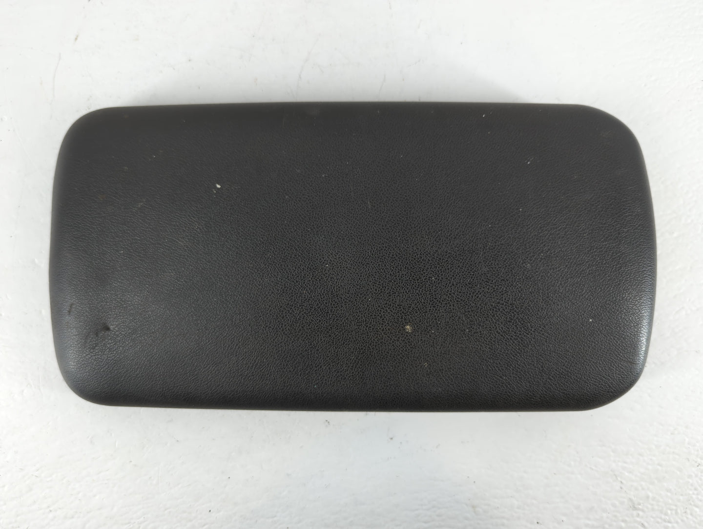 2006 Pontiac G6 Center Console Armrest Cover Lid Fits OEM Used Auto Parts - Oemusedautoparts1.com
