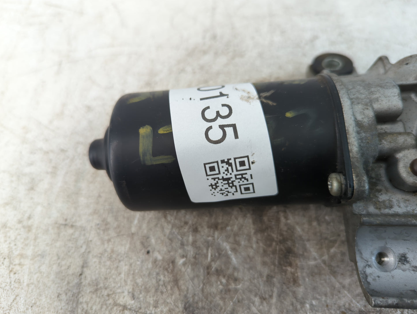 2005-2008 Pontiac G6 Front Windshield Wiper Motor Fits Fits 2005 2006 2007 2008 OEM Used Auto Parts - Oemusedautoparts1.com
