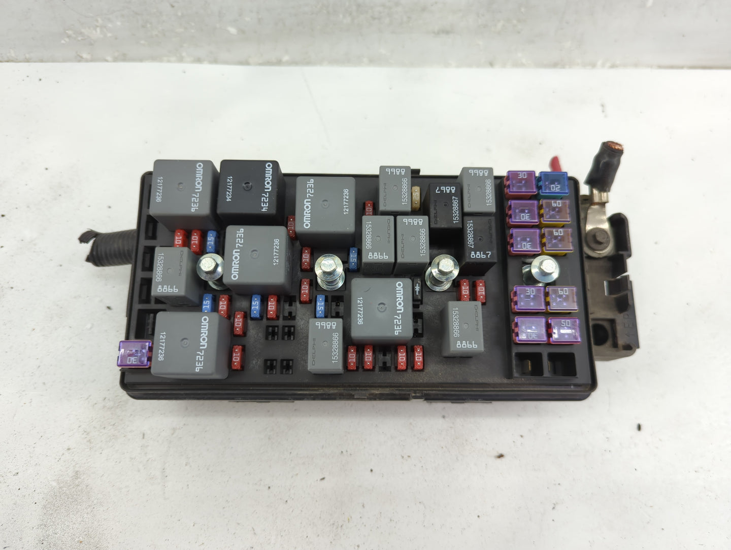 2006 Pontiac G6 Fusebox Fuse Box Panel Relay Module Fits OEM Used Auto Parts - Oemusedautoparts1.com