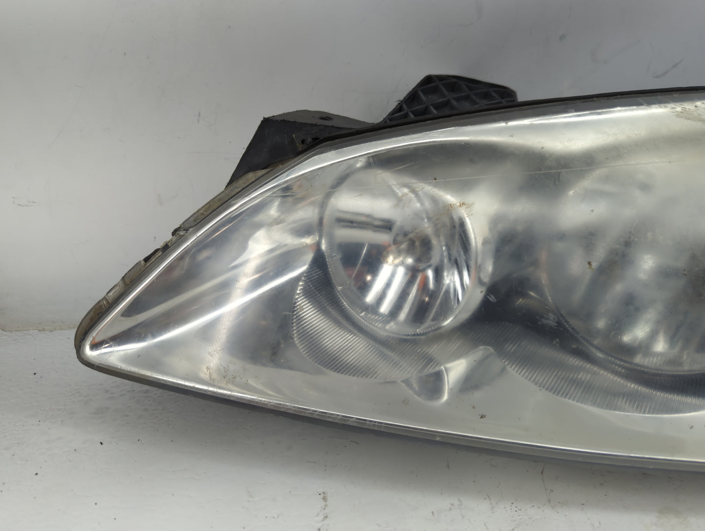 2005-2009 Pontiac G6 Driver Left Oem Head Light Headlight Lamp - Oemusedautoparts1.com