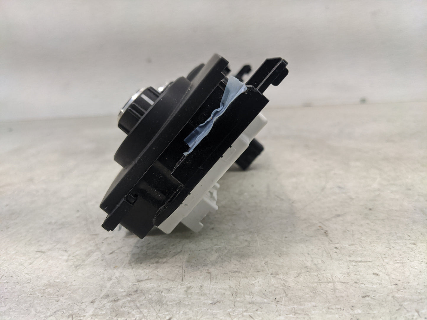 2006-2009 Pontiac G6 Climate Control Module Temperature AC/Heater Replacement Fits Fits 2006 2007 2008 2009 OEM Used Auto Pa