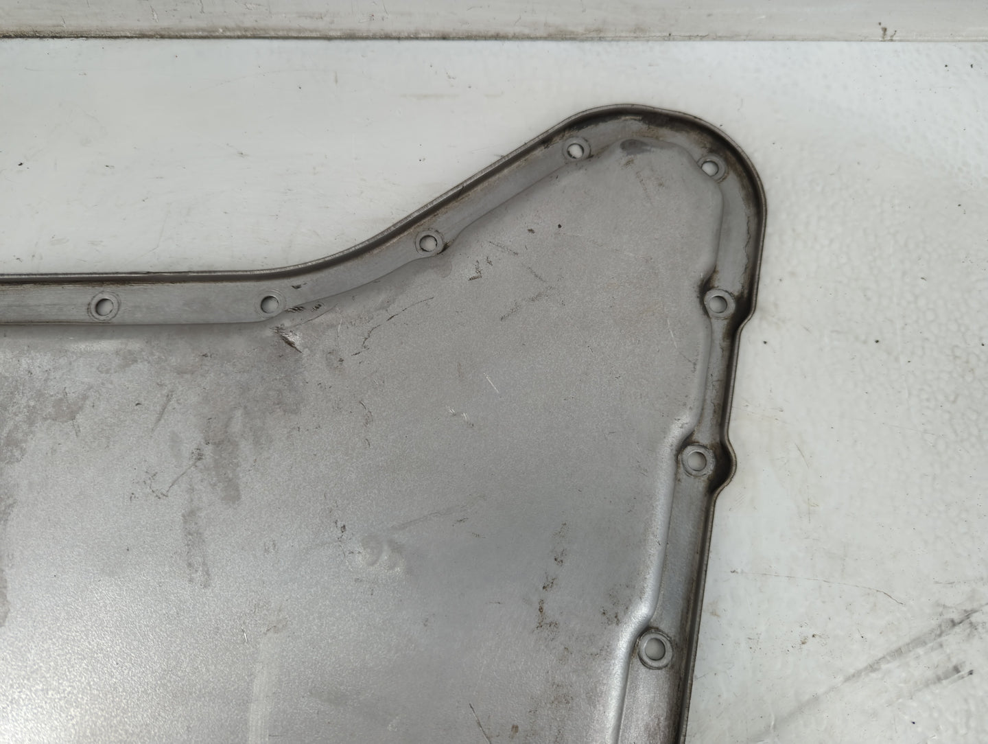 2006-2007 Pontiac G6 Engine Oil Pan Fits Fits 2006 2007 OEM Used Auto Parts - Oemusedautoparts1.com