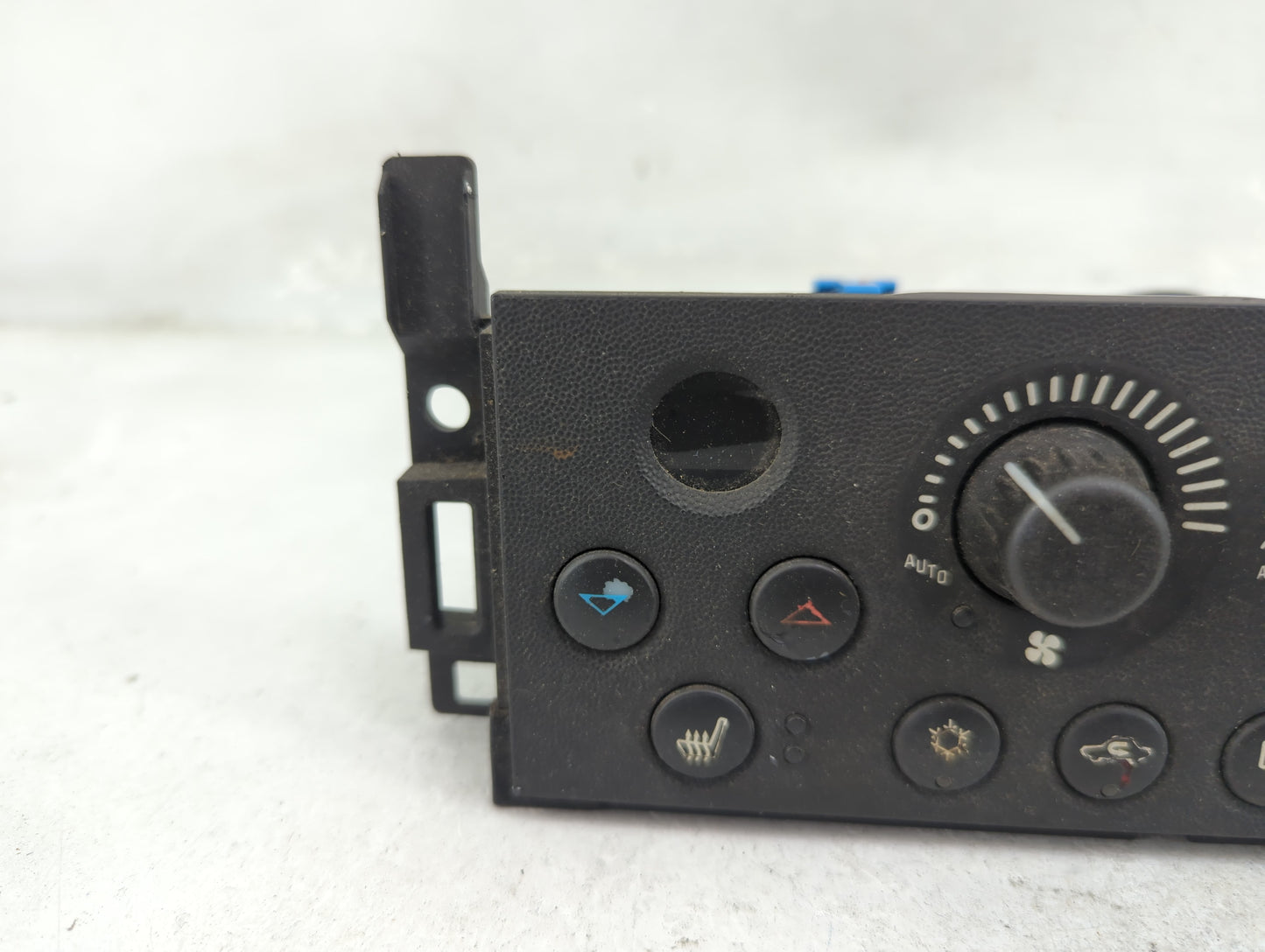 2006 Pontiac Grand Prix Climate Control Module Temperature AC/Heater Replacement P/N:15835175 Fits OEM Used Auto Parts - Oem