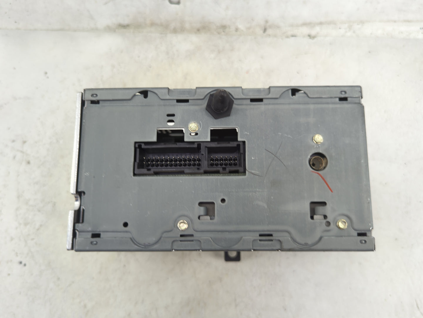 2006 Pontiac Grand Prix Radio AM FM Cd Player Receiver Replacement P/N:10352018 Fits OEM Used Auto Parts - Oemusedautoparts1