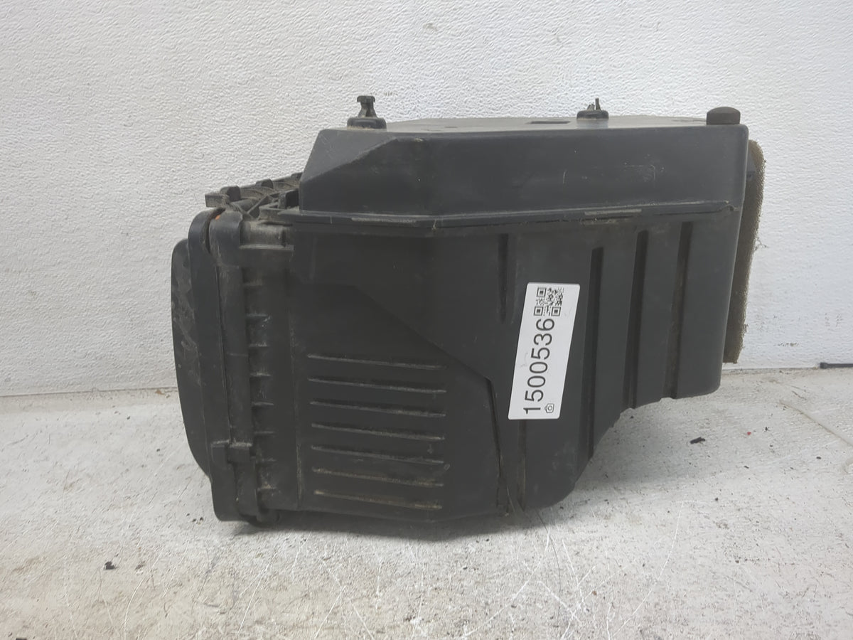2005-2006 Pontiac Grand Prix Air Cleaner Intake-duct Hose Tube 1500536 - Oemusedautoparts1.com
