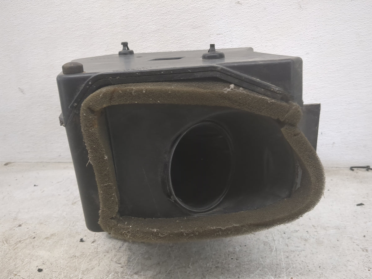 2005-2006 Pontiac Grand Prix Air Cleaner Intake-duct Hose Tube 1500536 - Oemusedautoparts1.com