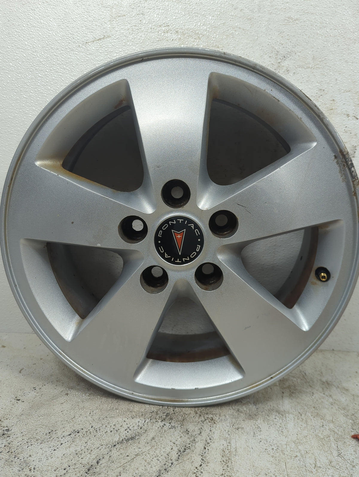 2006 Pontiac Grand Prix Oem Wheel Rim 5036548 - Oemusedautoparts1.com