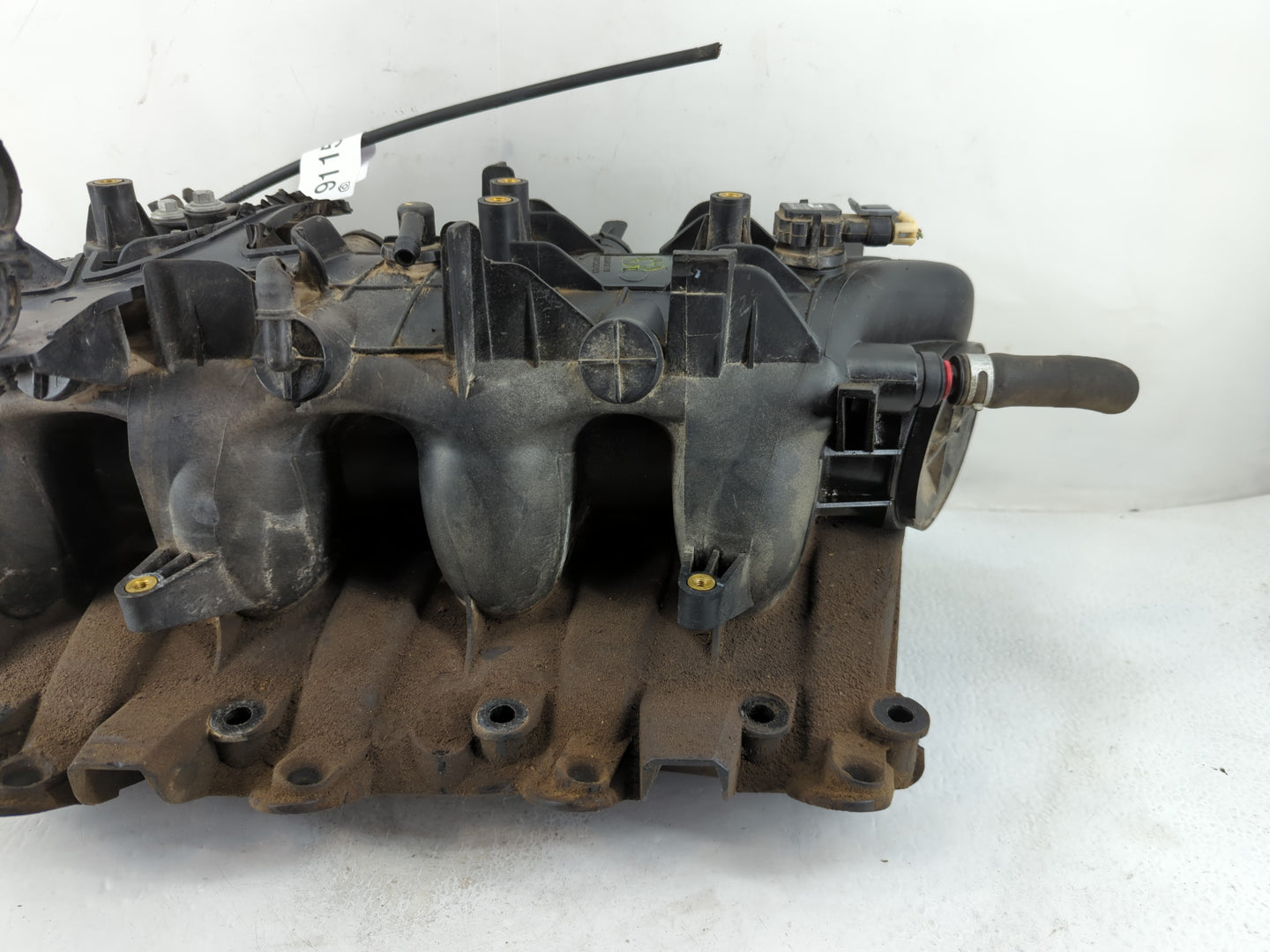 2004-2007 Pontiac Grand Prix Air Intake Manifold P/N:09359409 Fits Fits 2004 2005 2006 2007 OEM Used Auto Parts - Oemusedaut