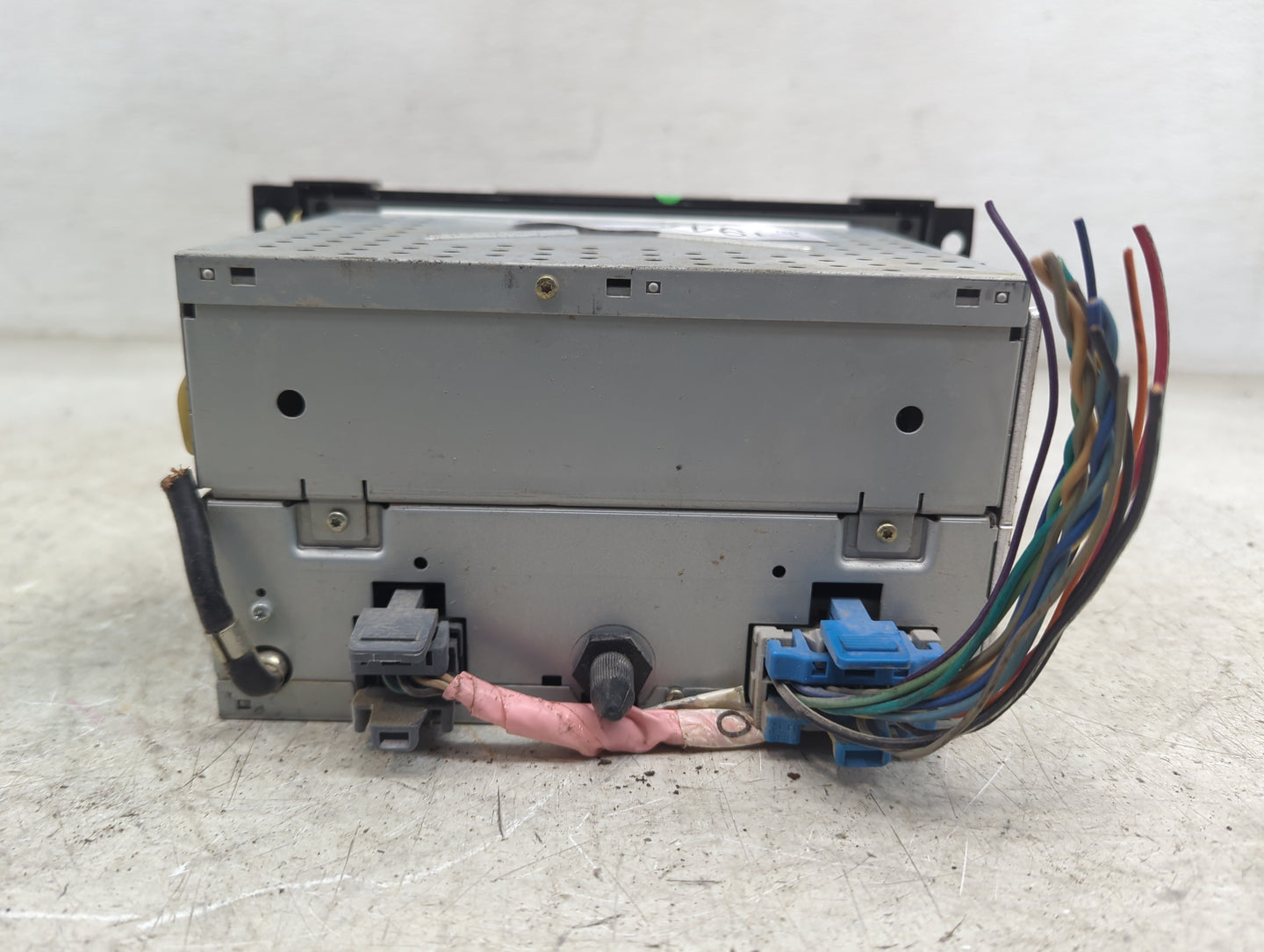 2006 Pontiac Montana Radio AM FM Cd Player Receiver Replacement P/N:15224736 GMT201P Fits OEM Used Auto Parts - Oemusedautop