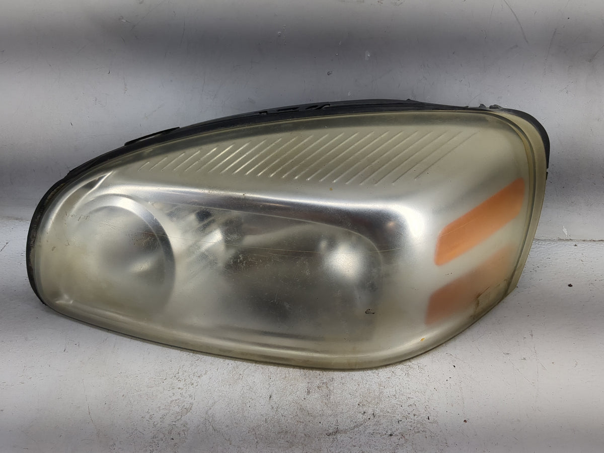 2006 Pontiac Montana Passenger Right Oem Head Light Headlight Lamp - Oemusedautoparts1.com