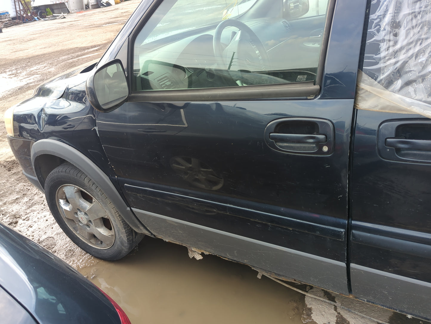 2005-2009 Pontiac Montana Driver Front Door Oem - Oemusedautoparts1.com