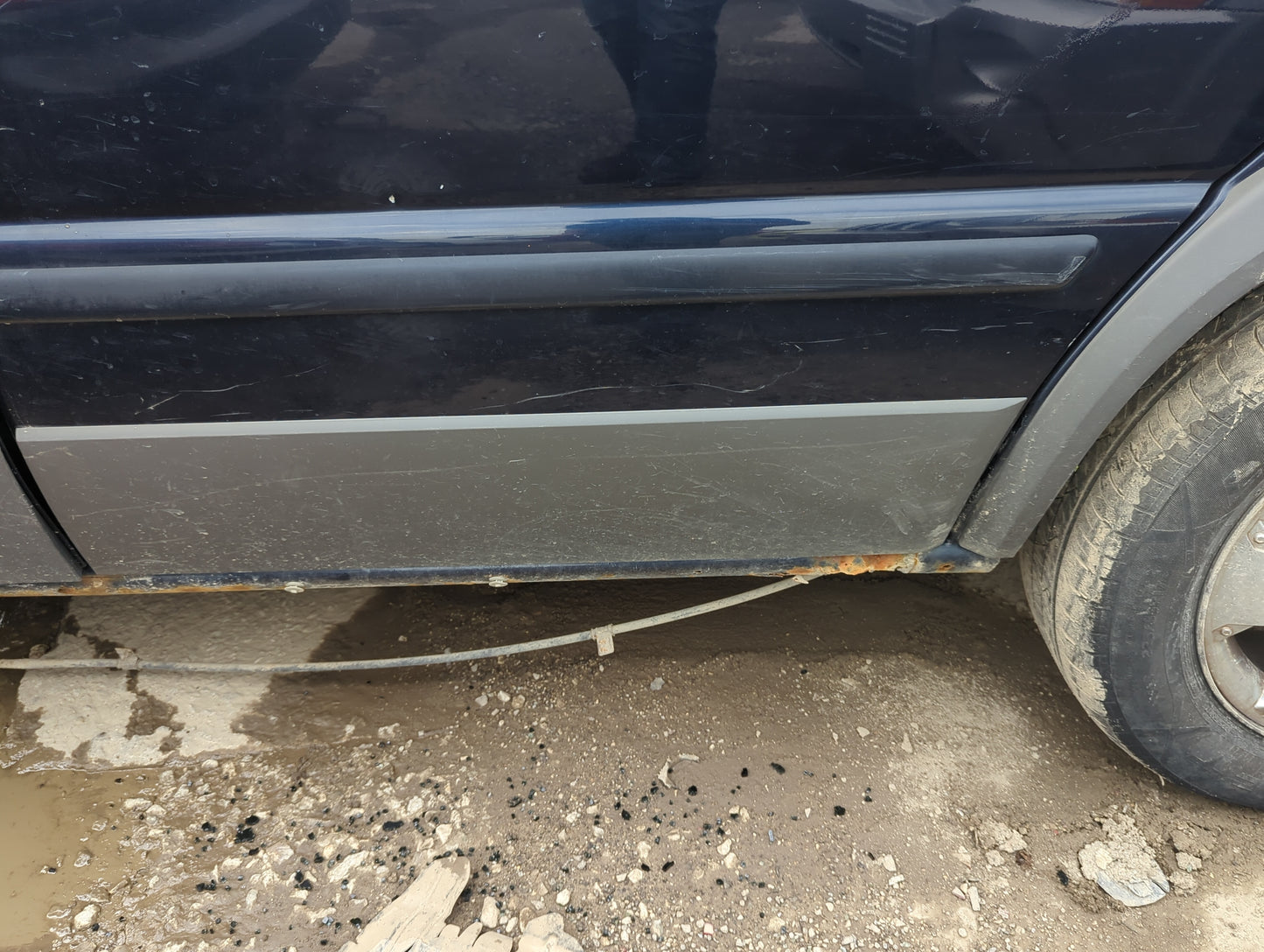 2005-2009 Pontiac Montana Driver Rear Door Oem - Oemusedautoparts1.com