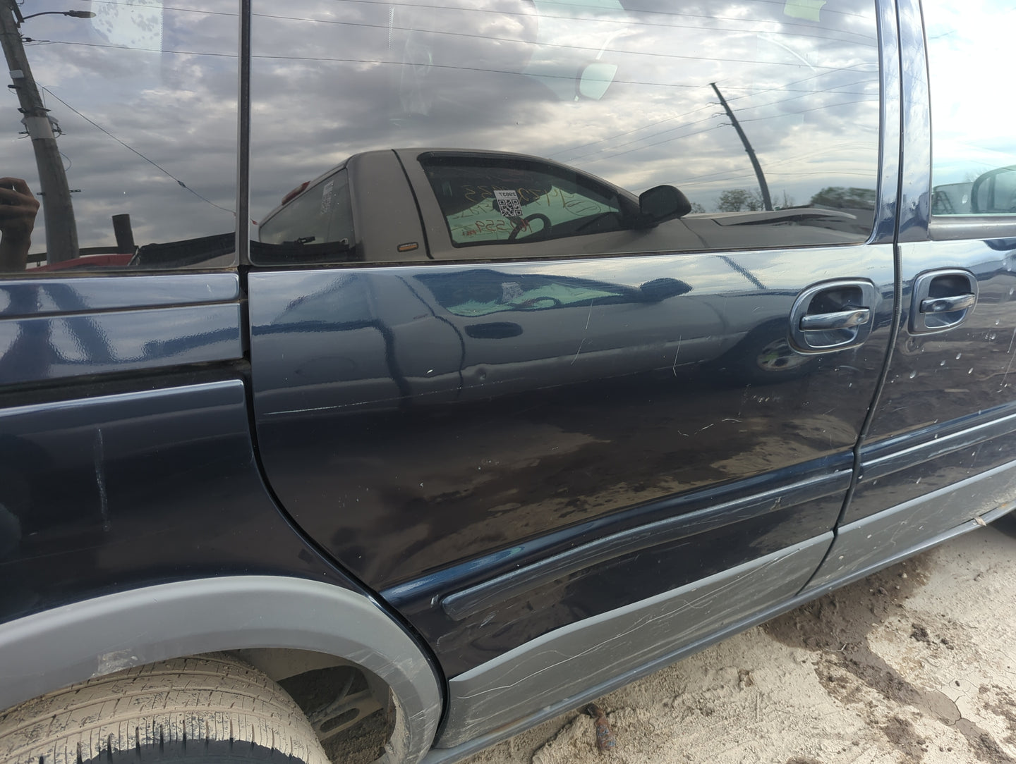 2005-2009 Pontiac Montana Passenger Rear Door Oem - Oemusedautoparts1.com