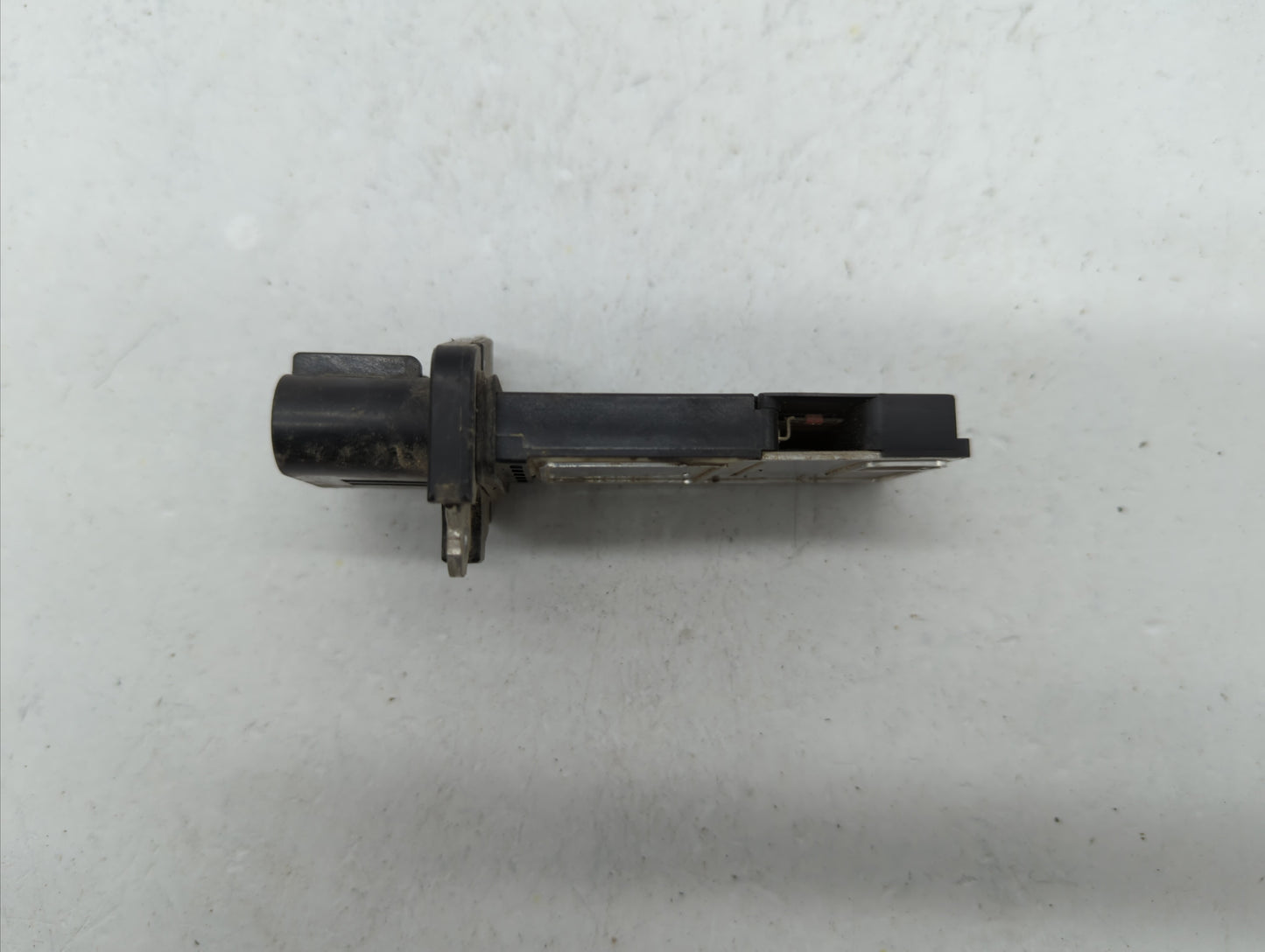 2005-2006 Pontiac Pursuit Mass Air Flow Meter Maf - Oemusedautoparts1.com