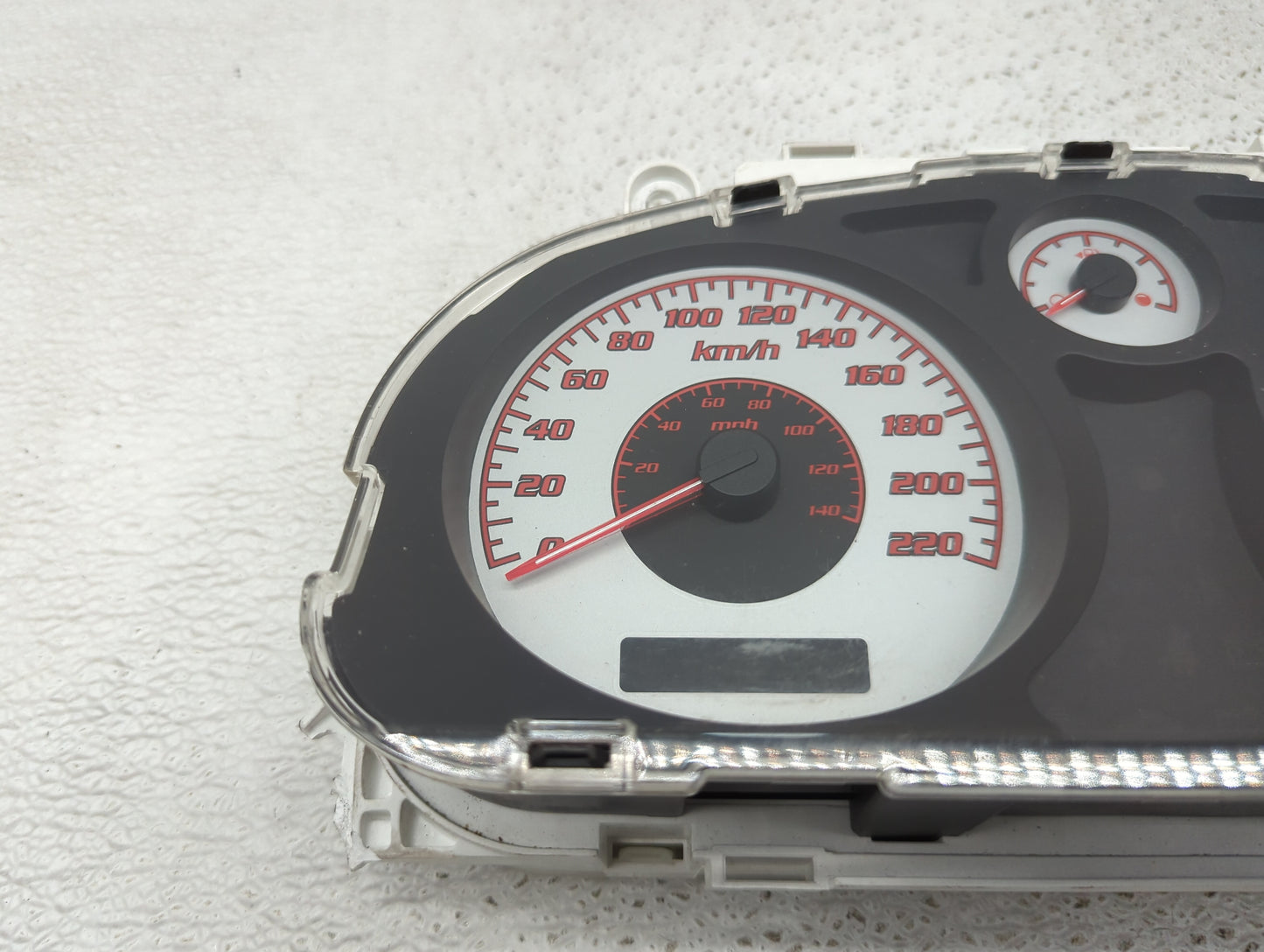 2006 Pontiac Solstice Instrument Cluster Speedometer Gauges P/N:15805582 Miles: Fits OEM Used Auto Parts - Oemusedautoparts1