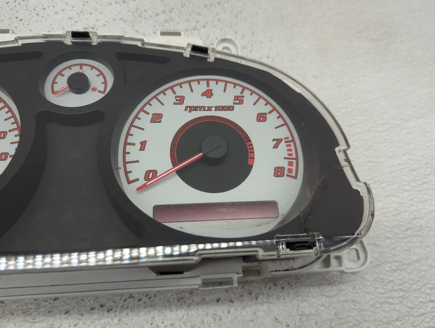 2006 Pontiac Solstice Instrument Cluster Speedometer Gauges P/N:15805582 Miles: Fits OEM Used Auto Parts - Oemusedautoparts1
