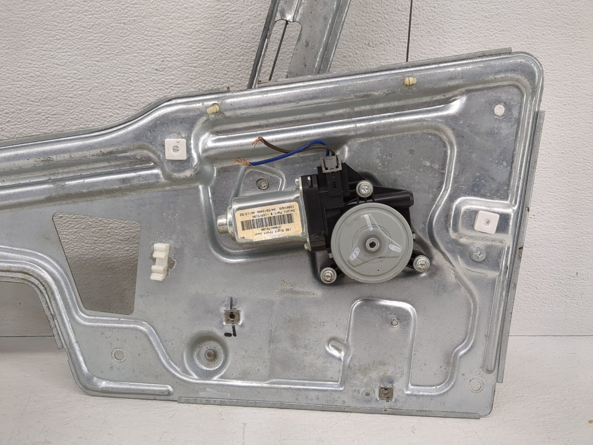 2006-2008 Pontiac Torrent Used Window Regulator Passenger Front 1083769 - Oemusedautoparts1.com