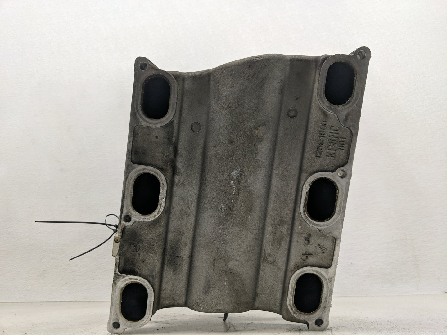 2006 Pontiac Torrent Air Intake Manifold Fits OEM Used Auto Parts - Oemusedautoparts1.com