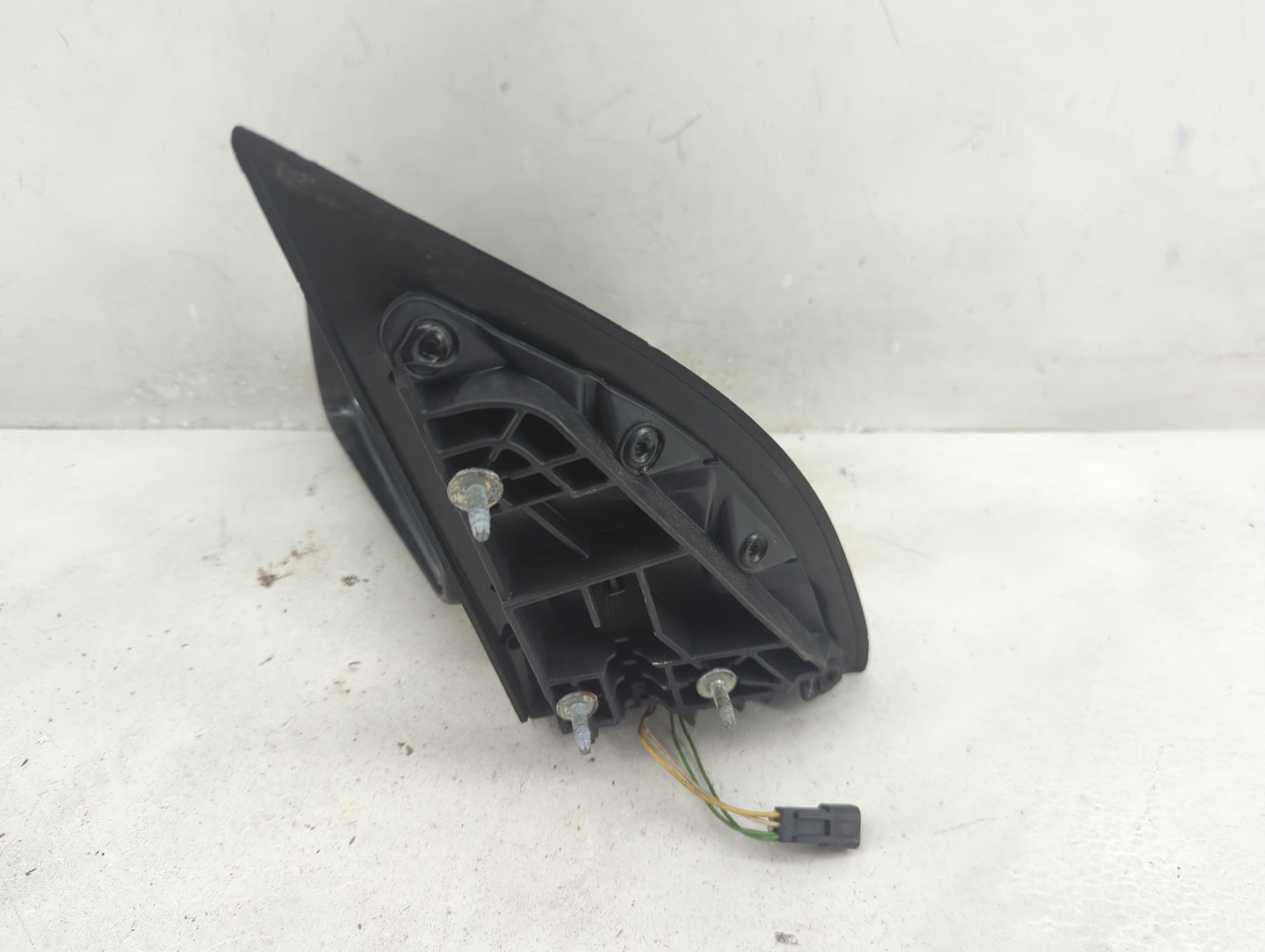2006-2009 Pontiac Torrent Driver Side View Mirror - Left Door Mirror OEM Used - Oemusedautoparts1.com
