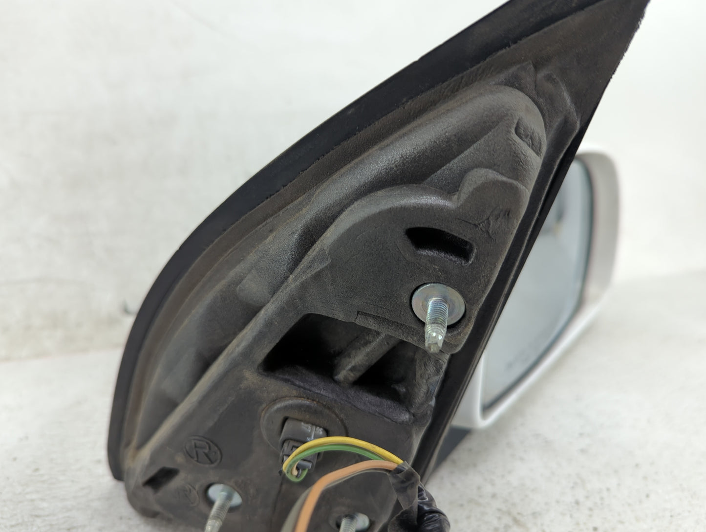 2006 Pontiac Torrent Passenger Side View Mirror - Right Door Mirror OEM Used - Oemusedautoparts1.com