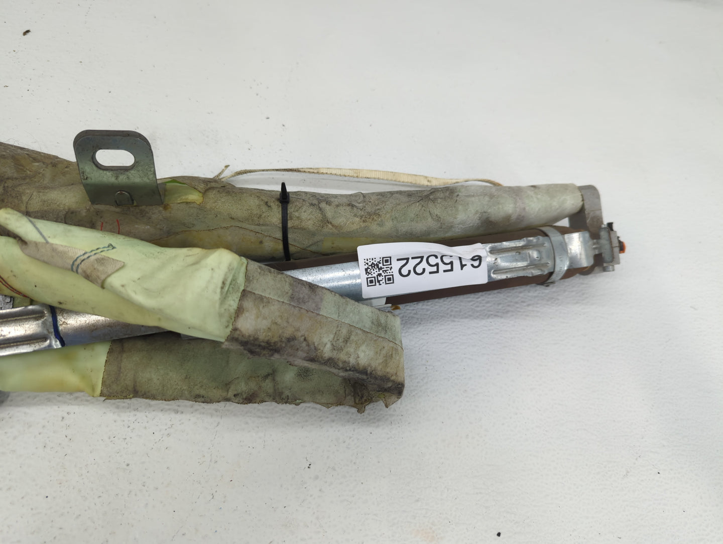 2006-2009 Pontiac Torrent Air Bag Driver Left Steering Wheel Mounted - Oemusedautoparts1.com