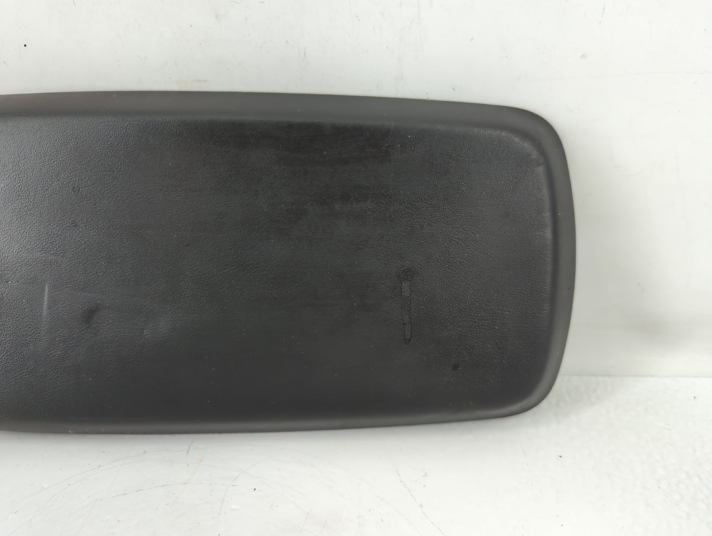 2006 Pontiac Torrent Center Console Armrest Cover Lid P/N:6054B Fits OEM Used Auto Parts - Oemusedautoparts1.com