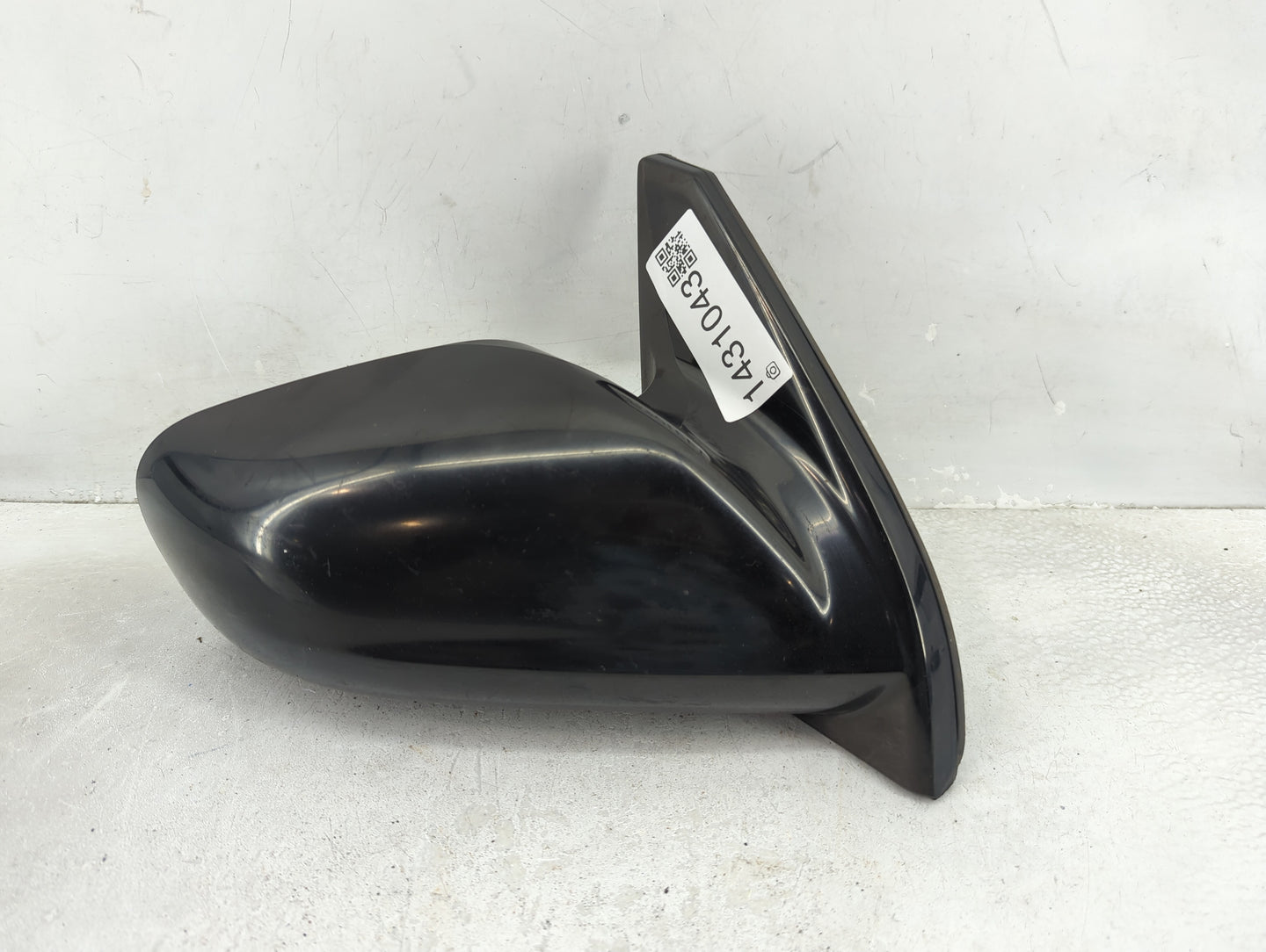 2005-2008 Pontiac Vibe Passenger Side View Mirror - Right Door Mirror OEM Used - Oemusedautoparts1.com