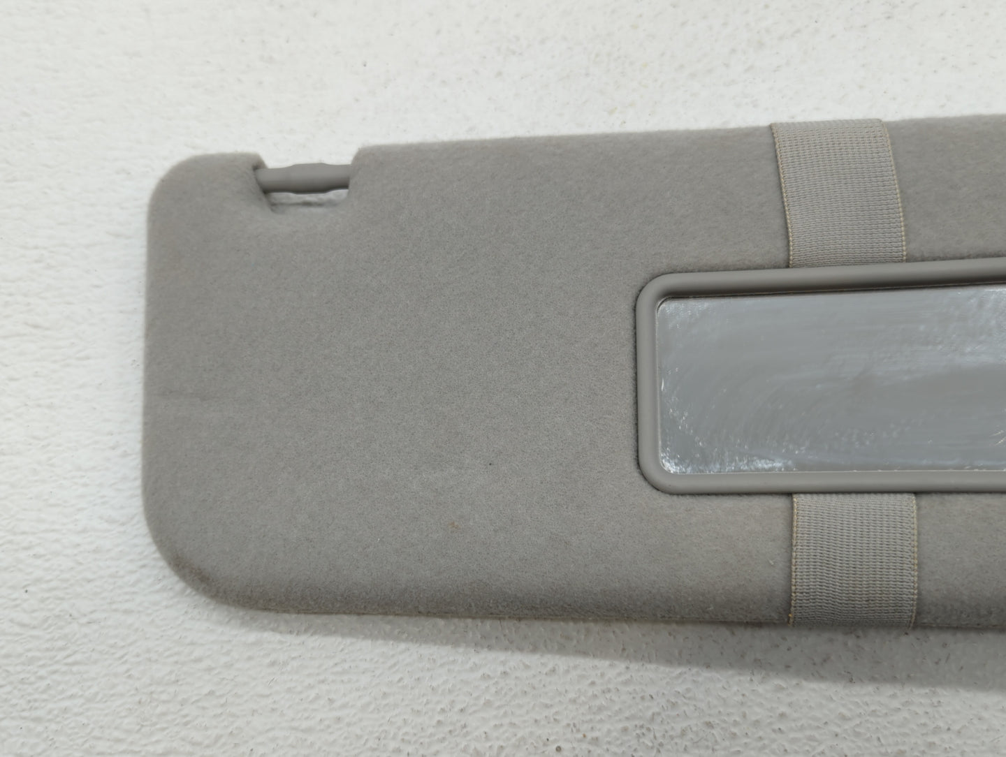 2005-2008 Pontiac Vibe Sun Visor Shade Replacement Passenger Right Mirror Fits Fits 2005 2006 2007 2008 OEM Used Auto Parts 