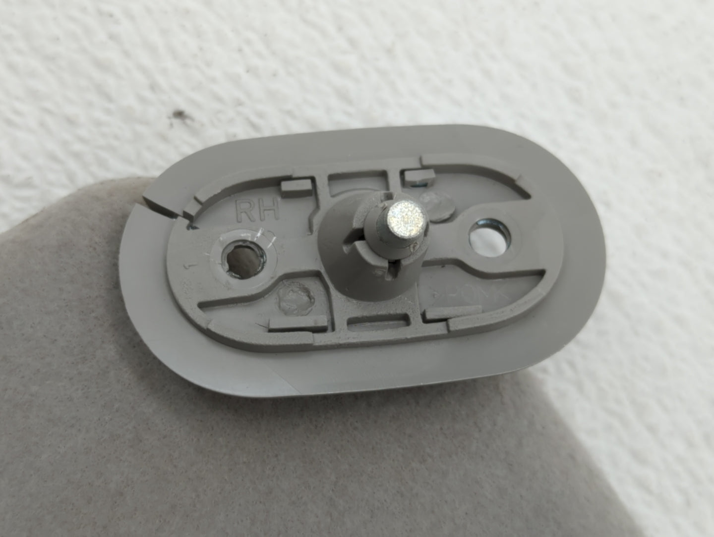 2005-2008 Pontiac Vibe Sun Visor Shade Replacement Passenger Right Mirror Fits Fits 2005 2006 2007 2008 OEM Used Auto Parts 