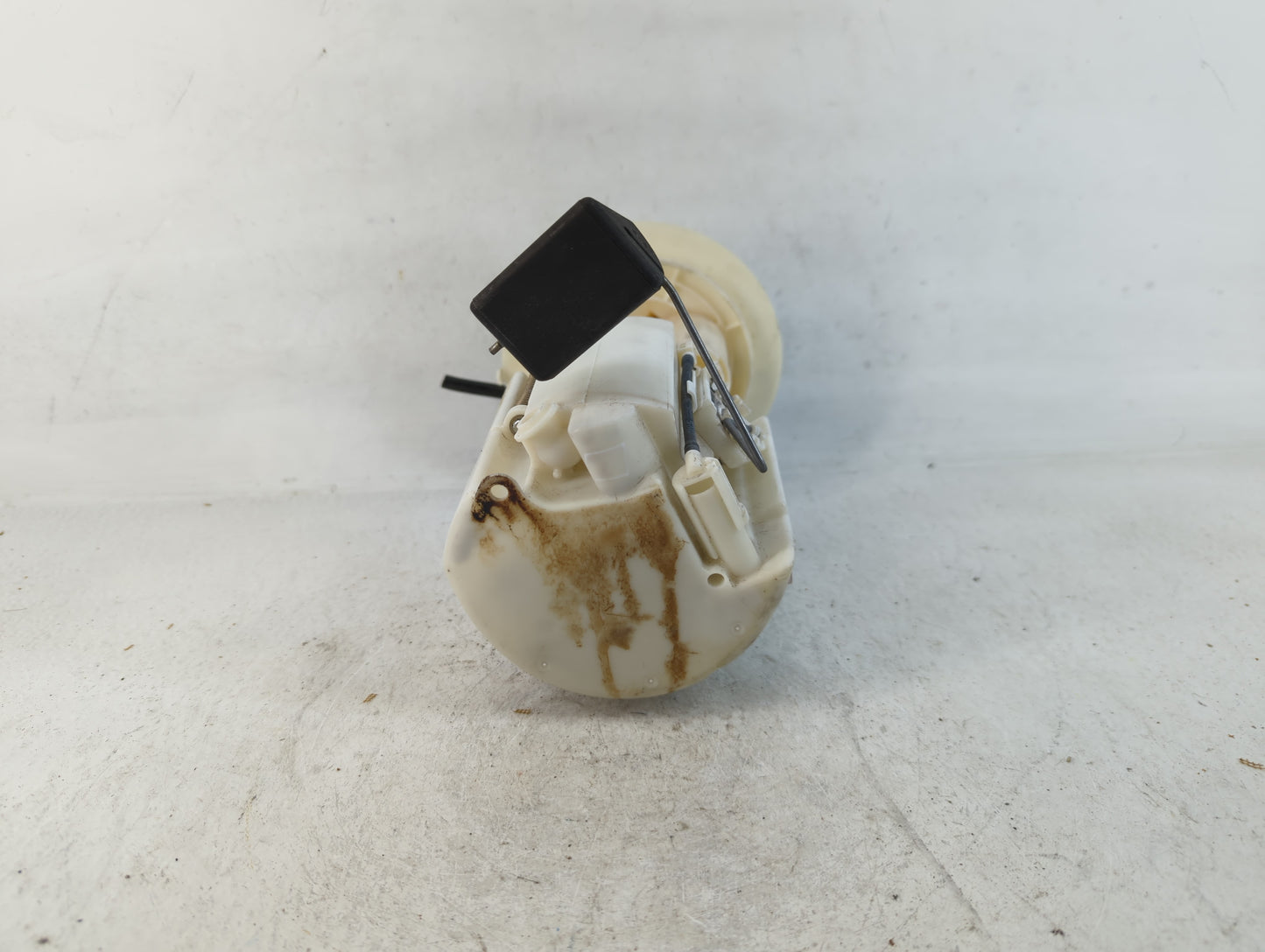 2005-2008 Pontiac Vibe Electrical Gas Fuel Pump Assembly - Oemusedautoparts1.com