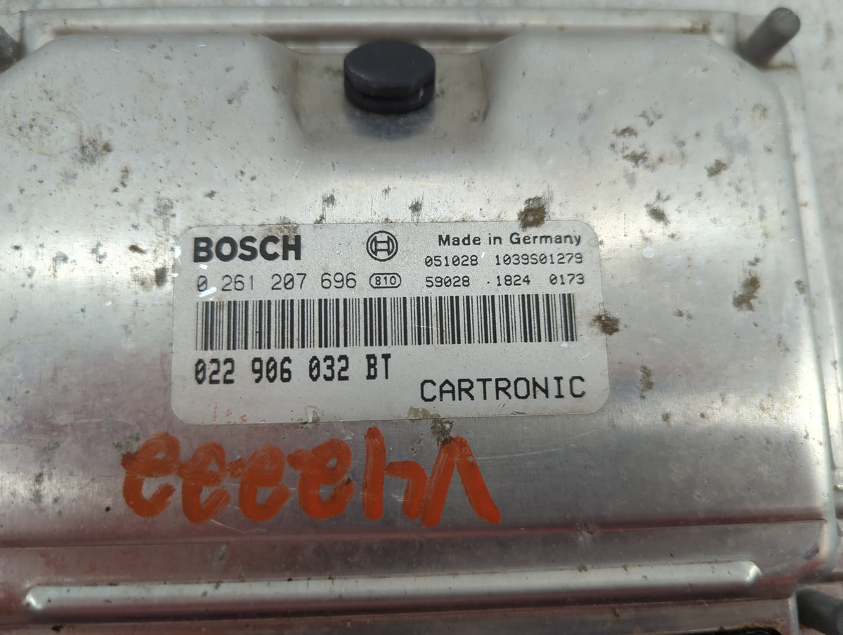 2003-2006 Porsche Cayenne PCM Engine Control Computer ECU ECM PCU OEM P/N:0261207696 022906032BT Fits Fits 2003 2004 2005 20