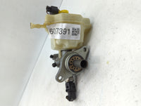 2003-2006 Porsche Cayenne Brake Master Cylinder - Oemusedautoparts1.com