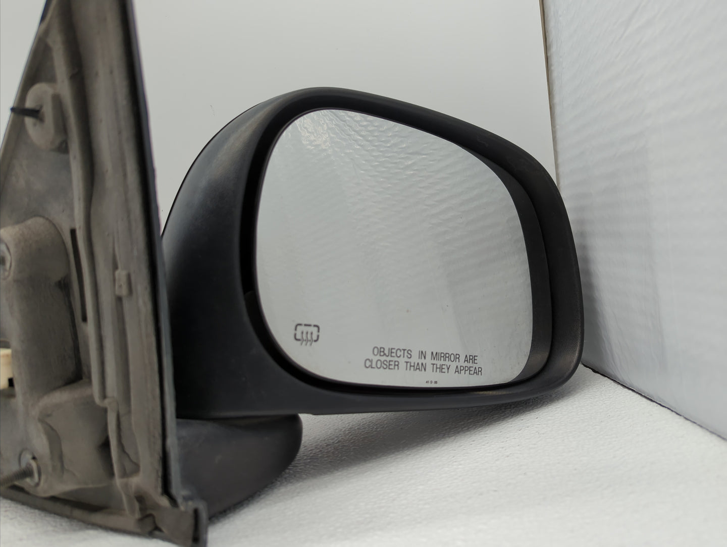 2006 Ram 1500 Driver Side View Mirror - Left Door Mirror OEM Used - Oemusedautoparts1.com