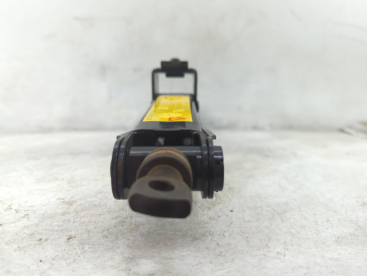 2006 Rover Range Rover Sport Spare Scissor Car Jack - Oemusedautoparts1.com