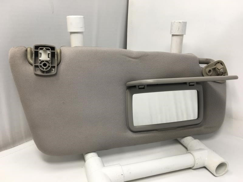 2006 Saab 9-2x Sun Visor Shade Replacement Passenger Right Mirror Fits OEM Used Auto Parts - Oemusedautoparts1.com
