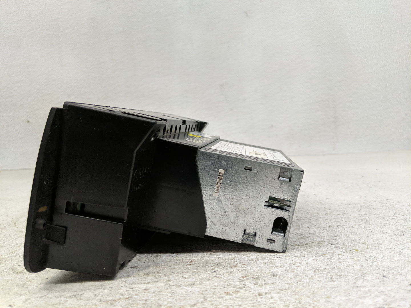 Saab 9-3 Information Display Screen - Oemusedautoparts1.com