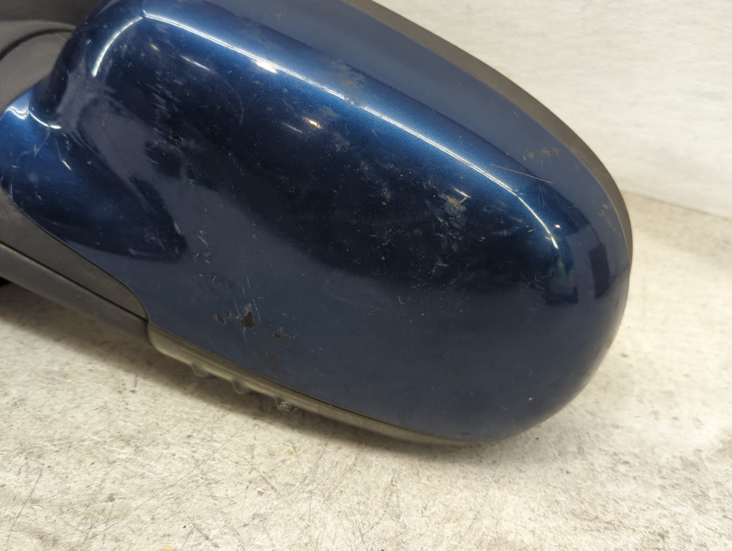 2005-2006 Saab 9-7x Driver Side View Mirror - Left Door Mirror OEM Used - Oemusedautoparts1.com