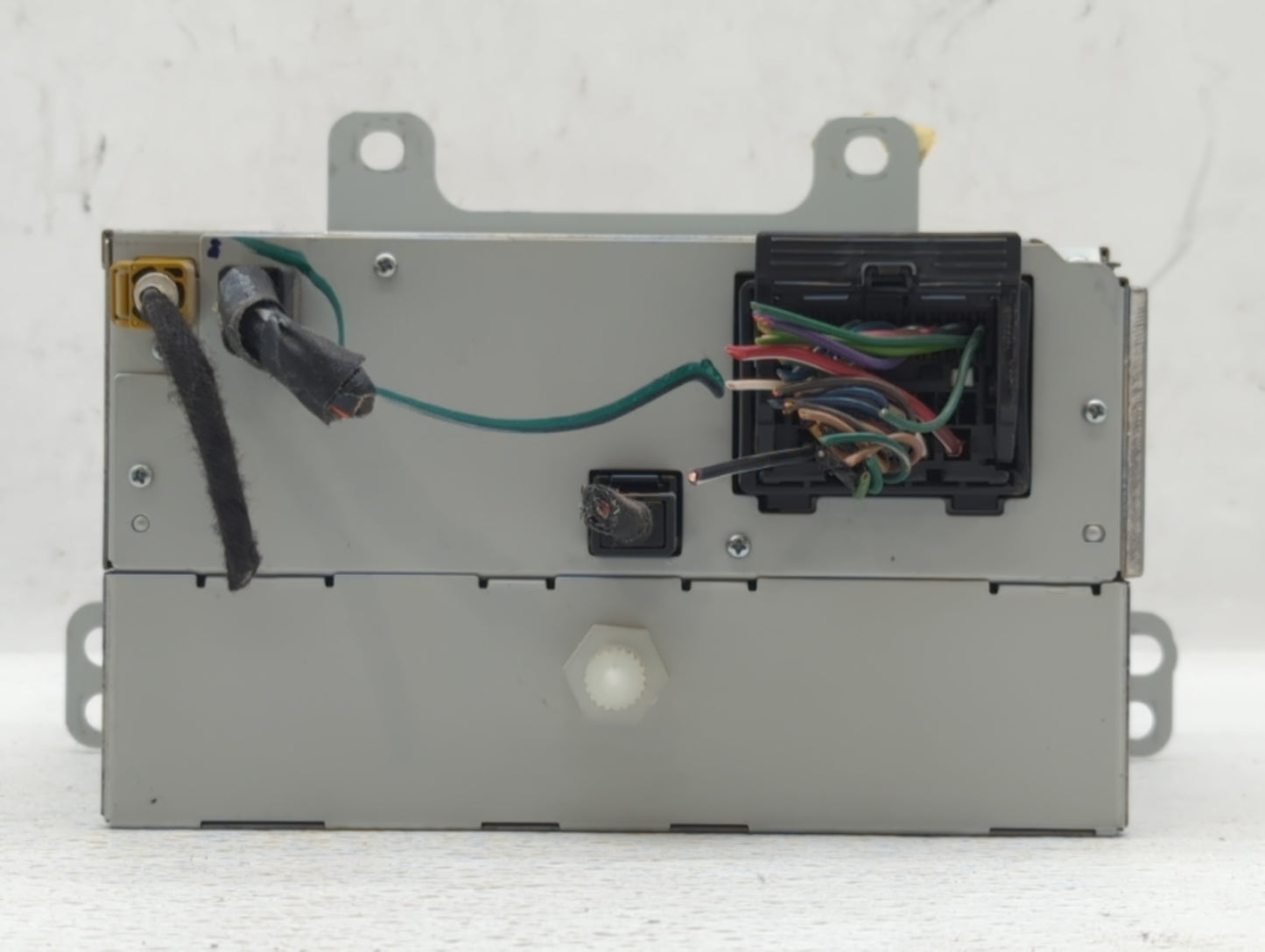 2005-2009 Saab 9-7x Am Fm Cd Player Radio Receiver - Oemusedautoparts1.com