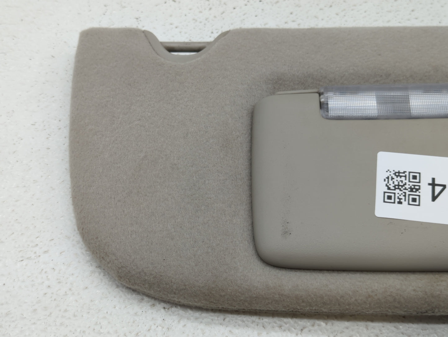 2006 Saab 9-7x Sun Visor Shade Replacement Passenger Right Mirror Fits OEM Used Auto Parts - Oemusedautoparts1.com