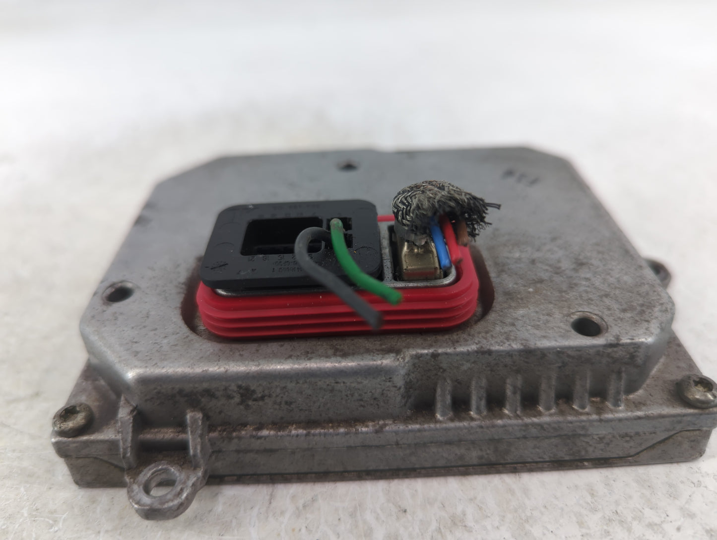 2006 Saab 9-7x Headlight Ballast Head Light - Oemusedautoparts1.com