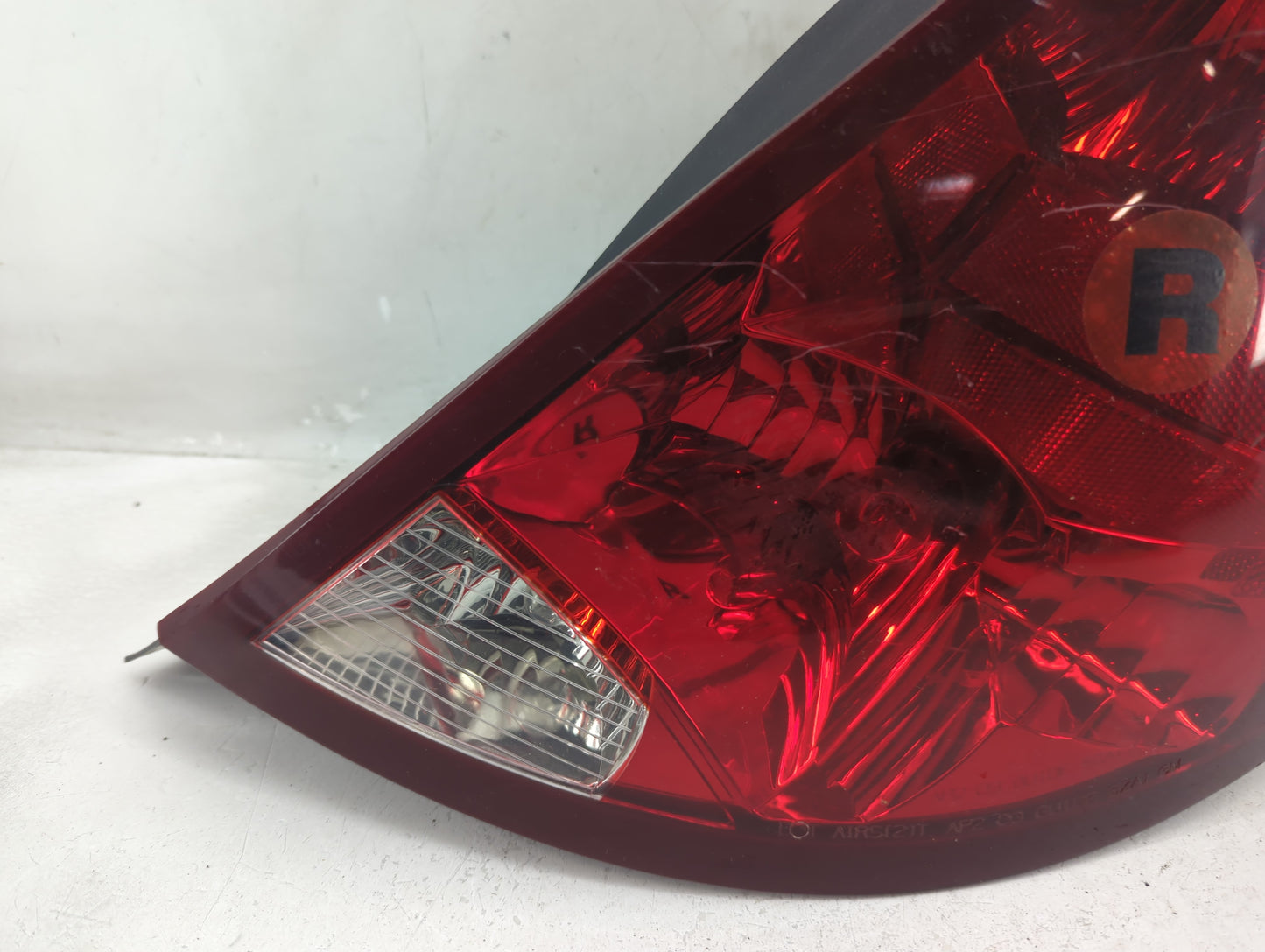 2003-2007 Saturn Ion Tail Light Assembly Passenger Right OEM P/N:22723025 Fits Fits 2003 2004 2005 2006 2007 OEM Used Auto P
