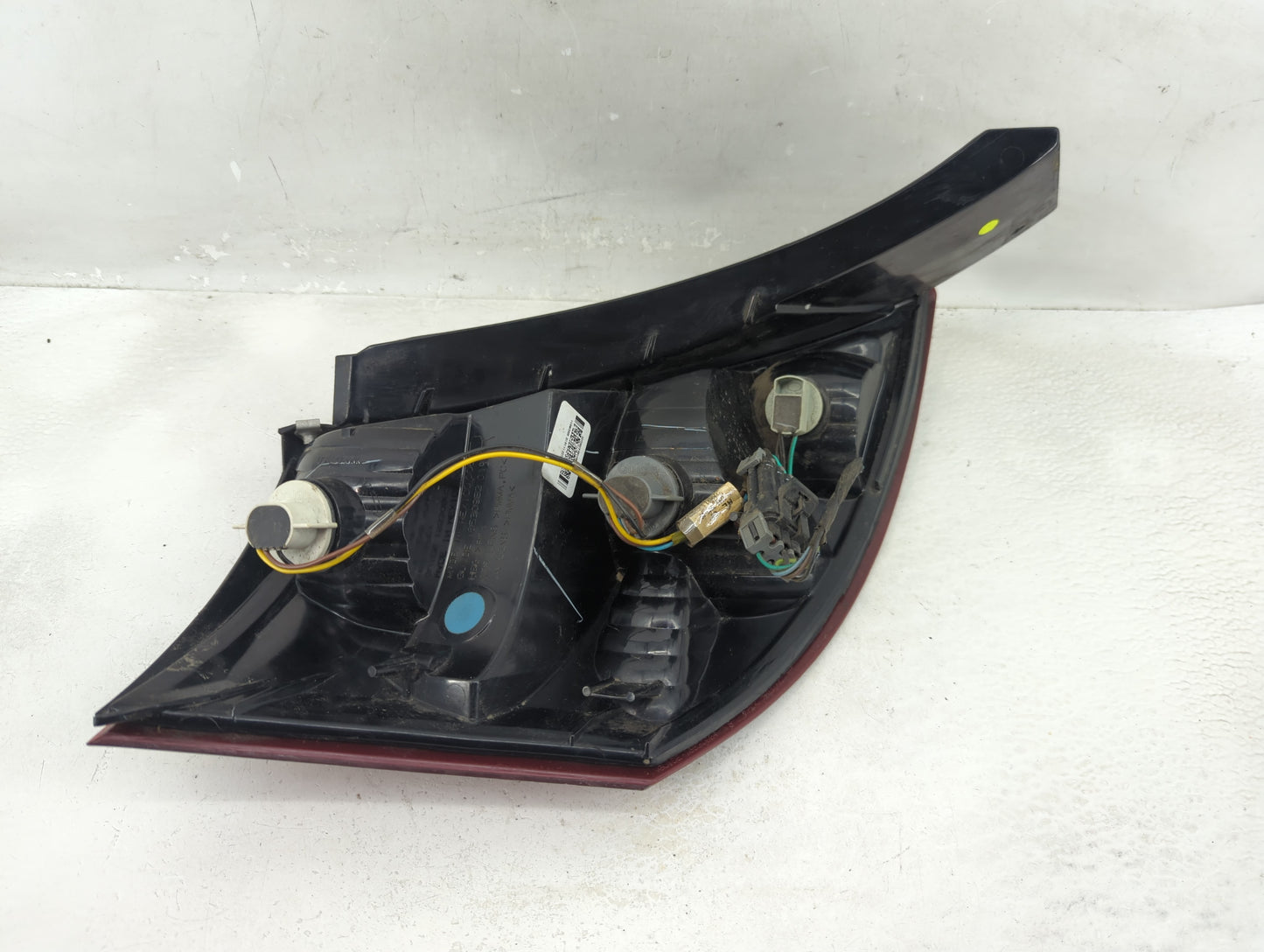 2003-2007 Saturn Ion Tail Light Assembly Passenger Right OEM P/N:22723025 Fits Fits 2003 2004 2005 2006 2007 OEM Used Auto P