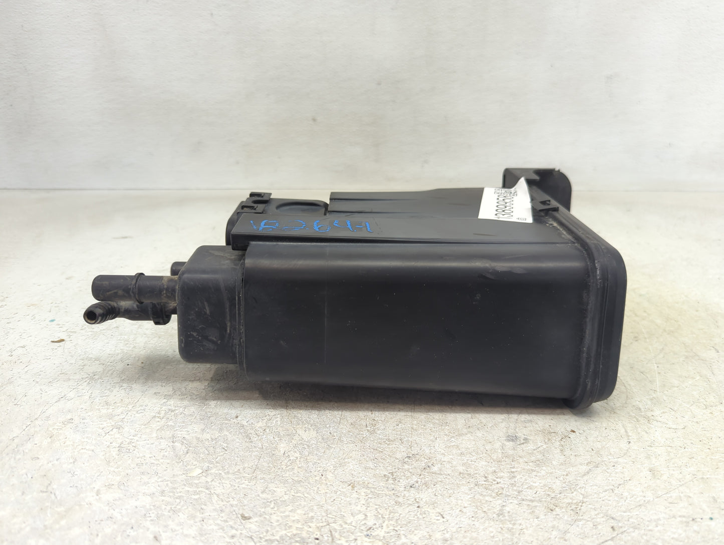 2006 Saturn Ion Fuel Vapor Charcoal Canister - Oemusedautoparts1.com