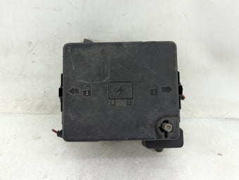 compare product 2006 Saturn Ion Fusebox Fuse Box Panel Relay Module P/N:13530414 15819063 Fits OEM Used Auto Parts