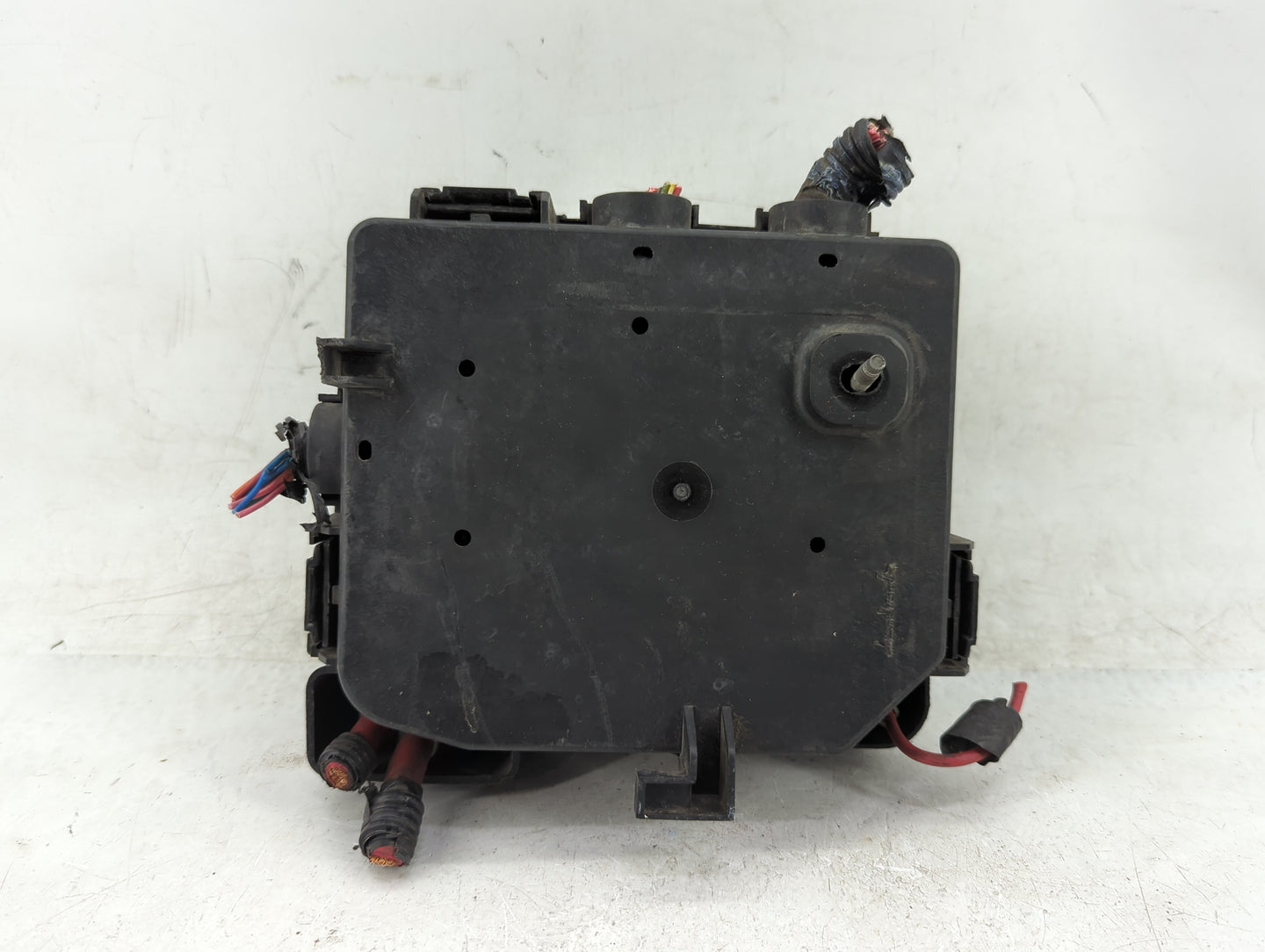 2006 Saturn Ion Fusebox Fuse Box Panel Relay Module P/N:13530414 15819063 Fits OEM Used Auto Parts - Oemusedautoparts1.com