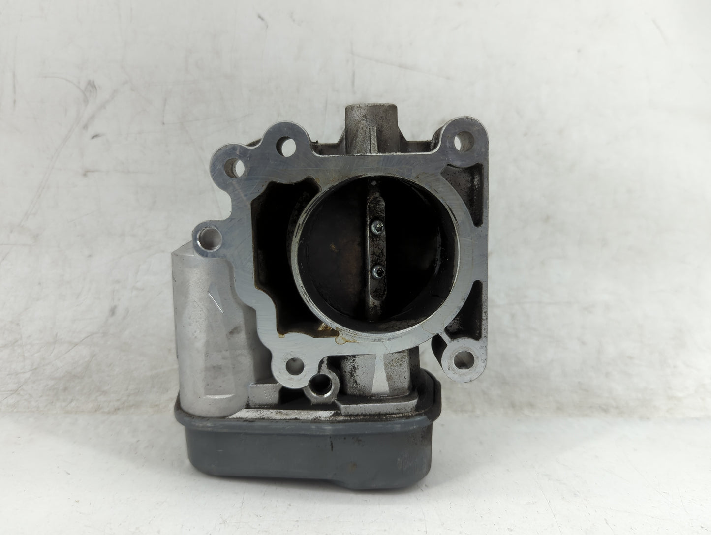 2005-2006 Saturn Ion Throttle Body Fits Fits 2002 2003 2004 2005 2006 2007 OEM Used Auto Parts - Oemusedautoparts1.com