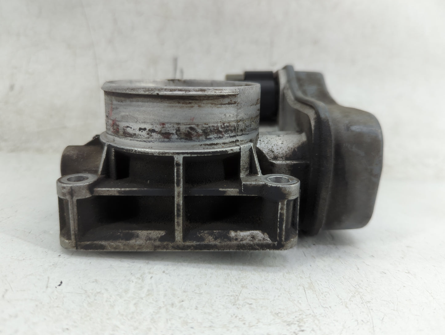 2005-2006 Saturn Ion Throttle Body Fits Fits 2002 2003 2004 2005 2006 2007 OEM Used Auto Parts - Oemusedautoparts1.com