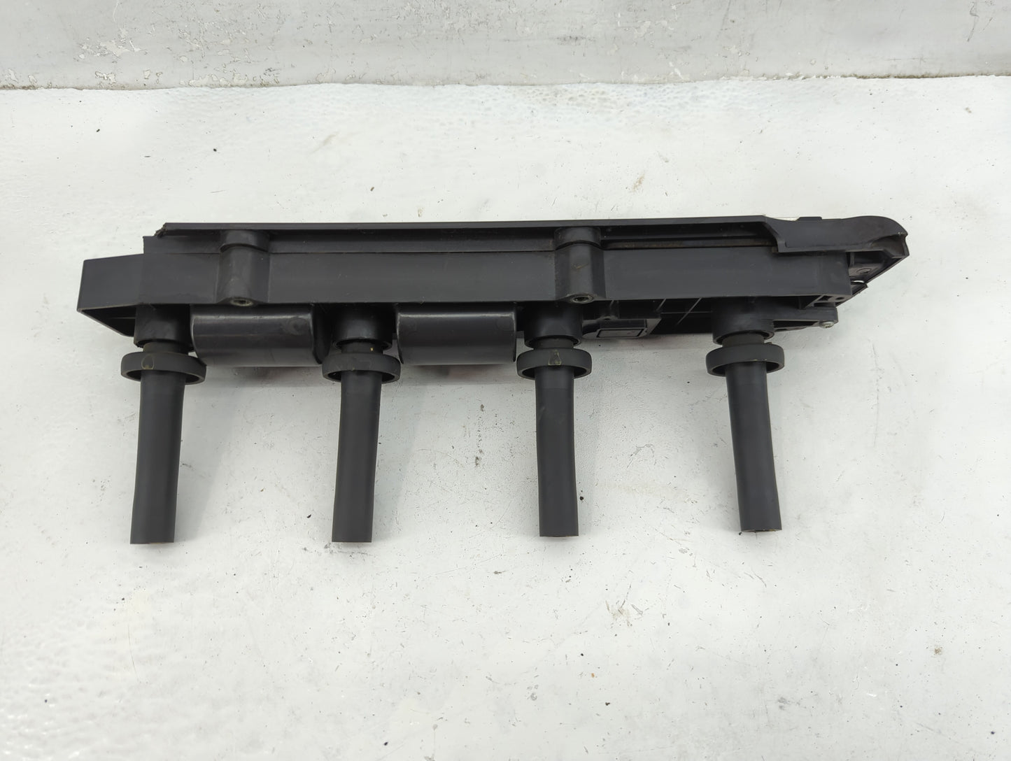 2003-2006 Saturn Ion Ignition Coil Igniter Pack - Oemusedautoparts1.com